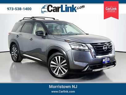 Used 2022 Nissan Pathfinder Platinum w/ Cargo Package