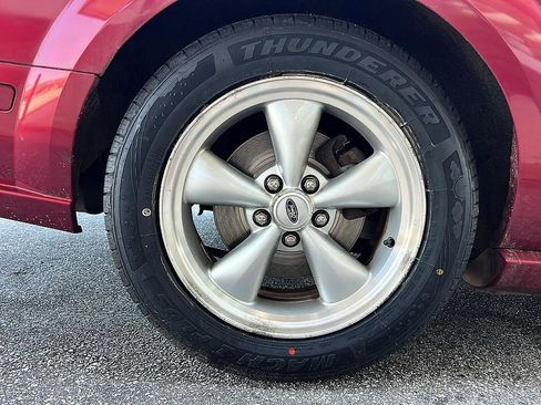 Used 2007 Ford Mustang GT RWD image 21