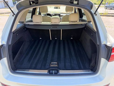Used 2018 Mercedes-Benz GLC 300 4MATIC image 14