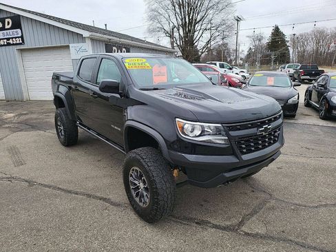 Used 2018 Chevrolet Colorado ZR2 AWD/4WD image 2