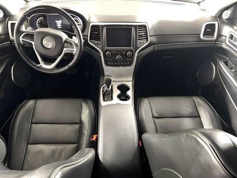 Used 2018 Jeep Grand Cherokee Summit AWD/4WD image 10