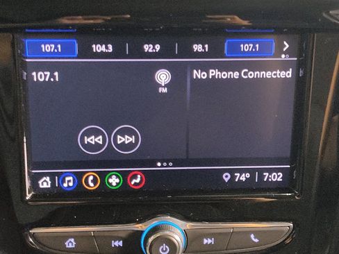 Used 2021 Chevrolet Traverse LS FWD image 25