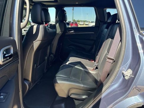 Used 2021 Jeep Grand Cherokee Limited w/ Trailer Tow Group IV AWD/4WD image 14