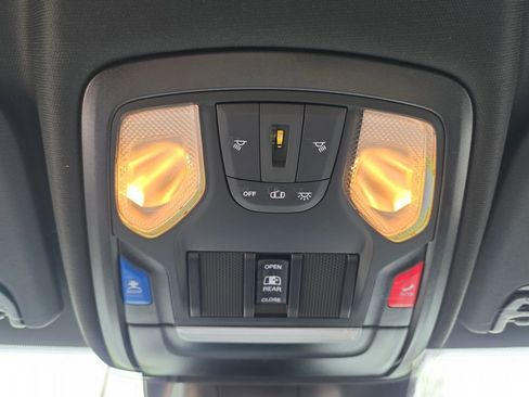 New 2026 RAM 3500 Tradesman AWD/4WD image 32