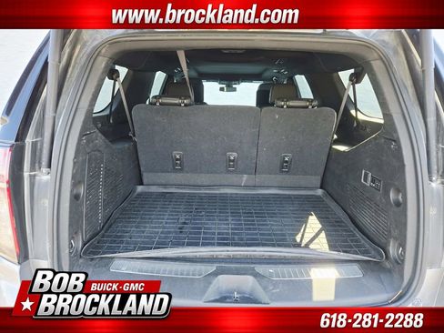Used 2021 Chevrolet Suburban Z71 w/ Z71 Off-Road Package AWD/4WD image 16