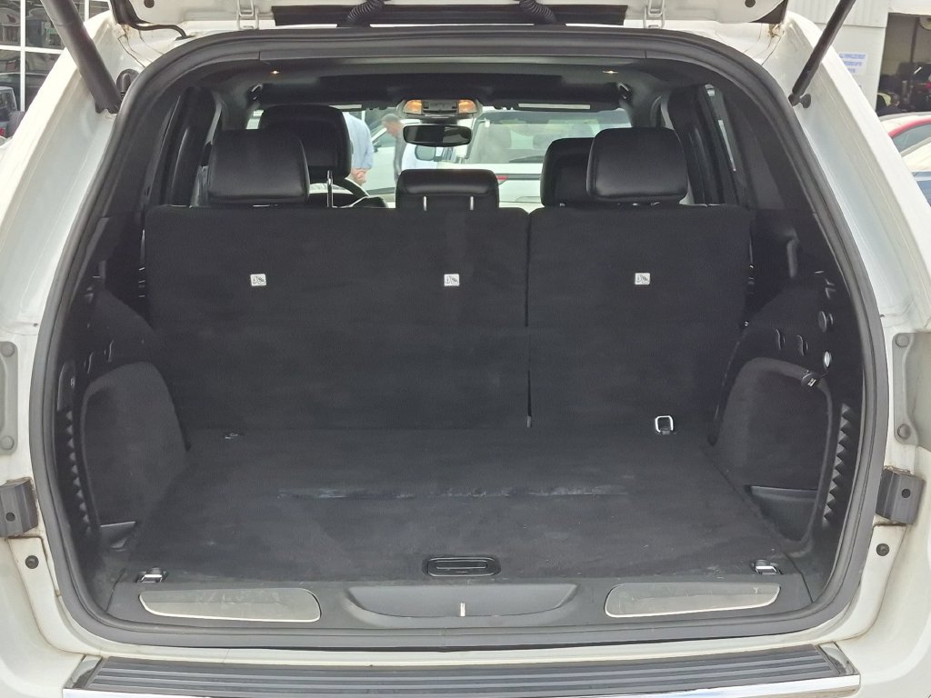 Used 2018 Jeep Grand Cherokee Limited AWD/4WD image 7