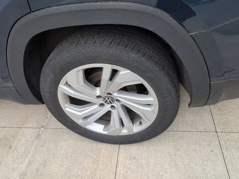 Certified 2023 Volkswagen Atlas SE AWD/4WD image 8