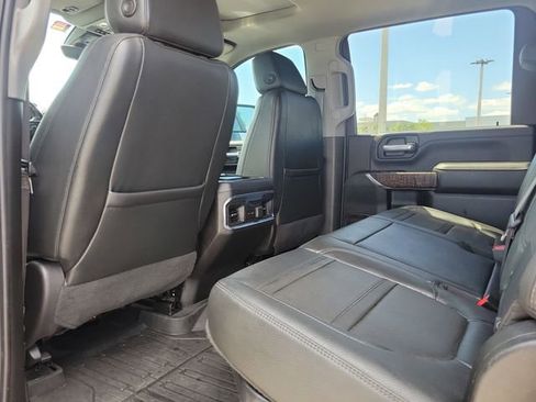 Used 2022 GMC Sierra 3500 Denali w/ Denali Ultimate Package image 13