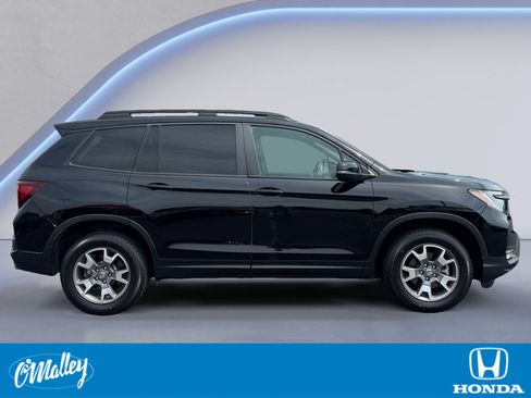 Used 2023 Honda Passport TrailSport image 6