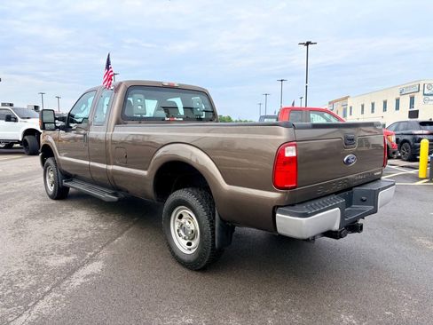 Used 2015 Ford F250 XL w/ Power Equipment Group AWD/4WD image 4