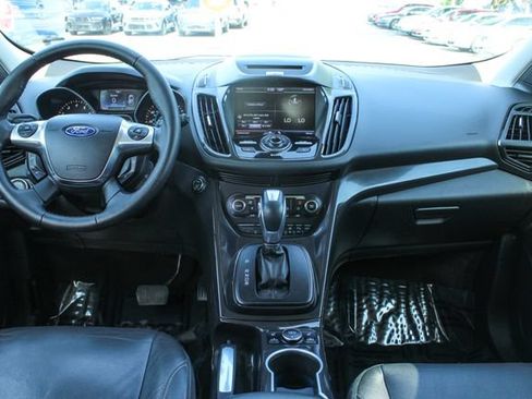 Used 2014 Ford Escape Titanium w/ Equipment Group 401A FWD image 17