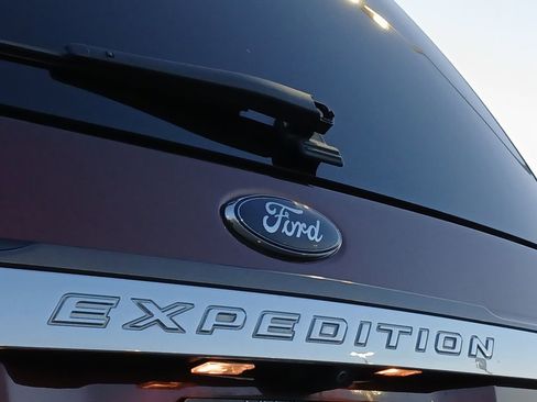 Used 2017 Ford Expedition King Ranch image 21