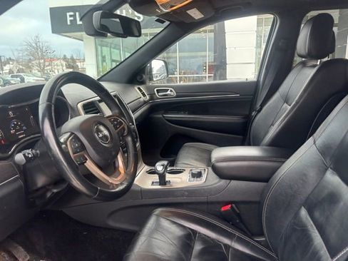 Used 2014 Jeep Grand Cherokee Limited image 10