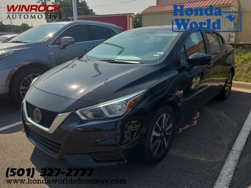 Used 2021 Nissan Versa SV FWD image 1