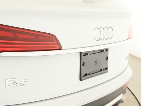 Certified 2023 Audi Q5 2.0T Premium Plus w/ Premium Plus Package image 31