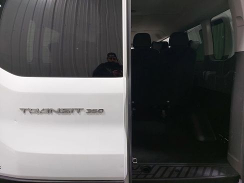 Used 2022 Ford Transit 350 XLT image 14
