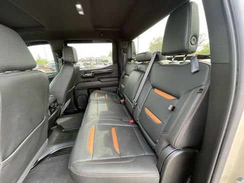 Used 2022 GMC Sierra 1500 AT4 AWD/4WD image 40