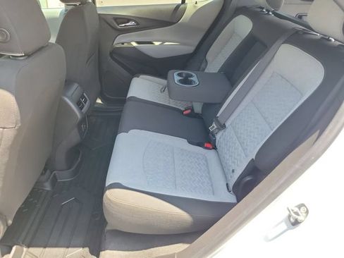 Used 2023 Chevrolet Equinox LT w/ Driver Convenience Package FWD image 24