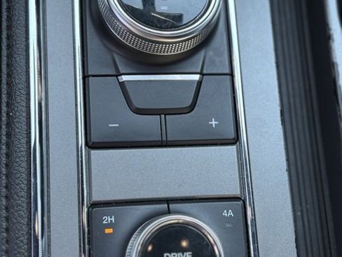 Used 2018 Ford Expedition XLT w/ Equipment Group 202A image 31