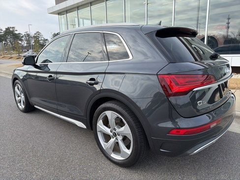 Used 2021 Audi Q5 Premium Plus w/ Premium Plus Package image 3