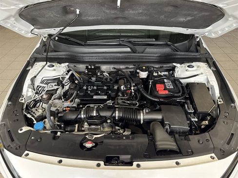 Used 2019 Honda Accord LX image 12