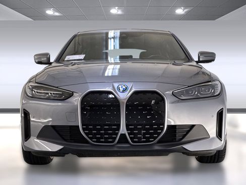 Certified 2023 BMW i4 eDrive40 w/ Premium Package image 5