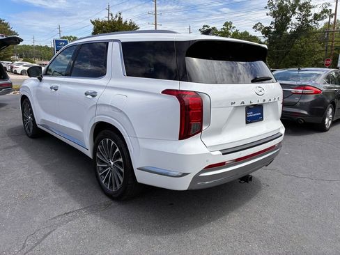 Used 2023 Hyundai Palisade Calligraphy w/ Cargo Package AWD/4WD image 5