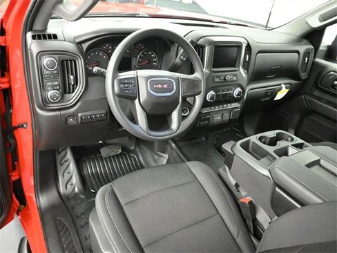 Used 2025 GMC Sierra 2500 Pro image 9