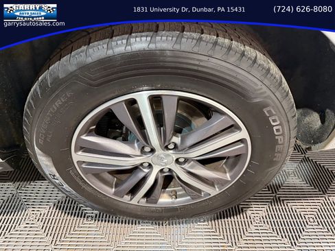 Used 2019 INFINITI QX60 Luxe w/ Essential Package image 12