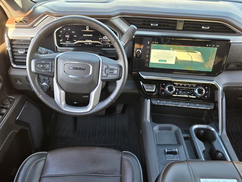 Used 2024 GMC Sierra 2500 Denali w/ Denali Reserve Package image 35