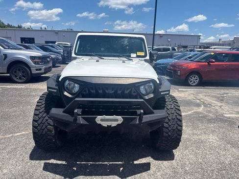 Used 2022 Jeep Wrangler Unlimited Sport AWD/4WD image 2