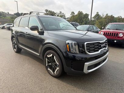 Certified 2024 Kia Telluride S w/ S Sunroof Package