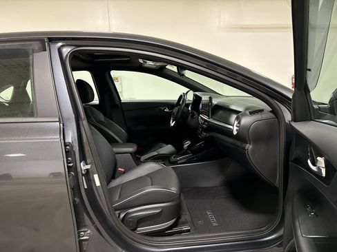 Used 2022 Kia Forte GT-Line w/ GT-Line Premium Package FWD image 23