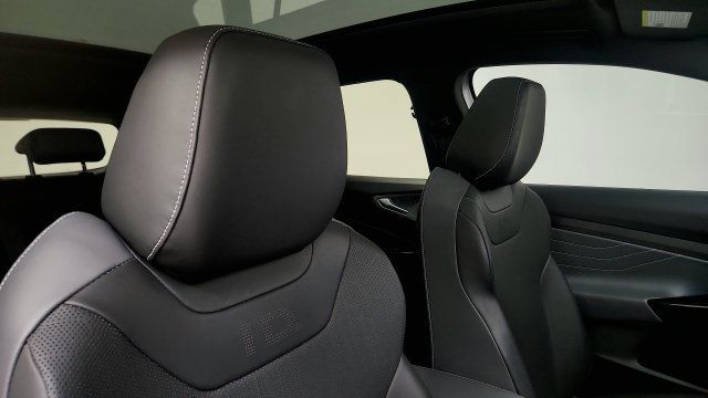Used 2023 Volkswagen ID.4 S RWD image 36