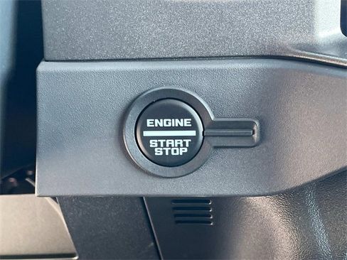 New 2025 Ford Bronco Badlands image 15