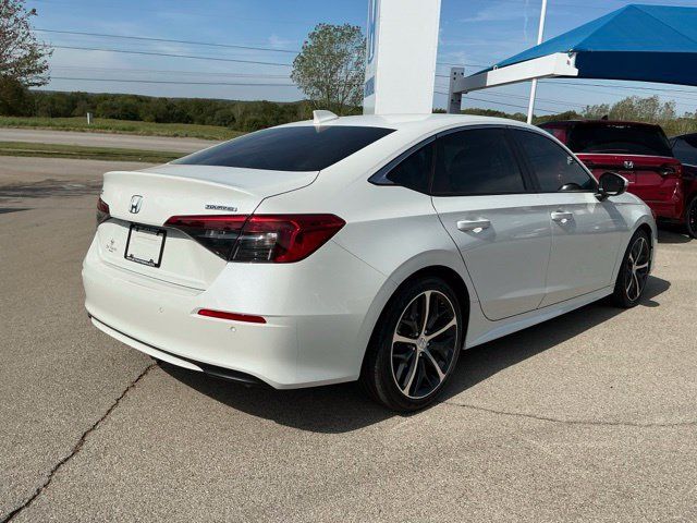 Used 2024 Honda Civic Touring image 3