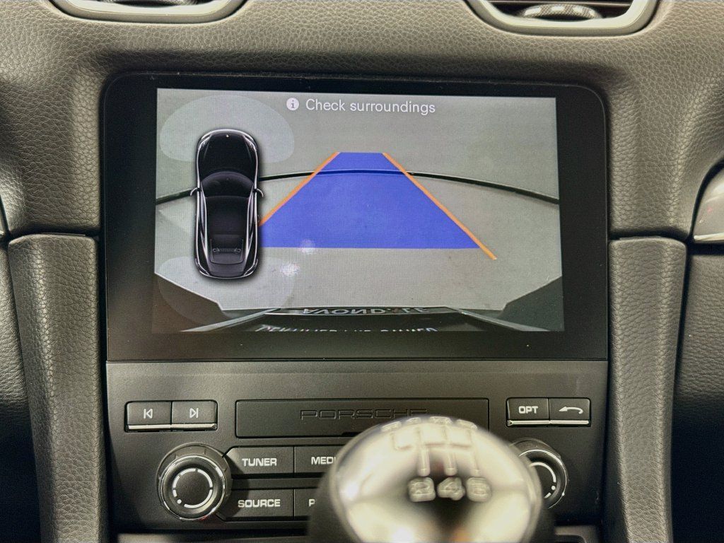 Certified 2024 Porsche 718 Cayman S RWD image 20