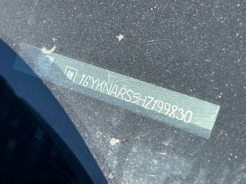 Used 2017 Cadillac XT5 FWD w/ LPO, Wheel Lock Package image 10