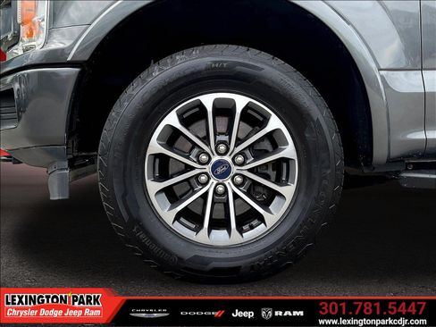 Used 2020 Ford F150 XLT w/ Equipment Group 302A Luxury AWD/4WD image 33