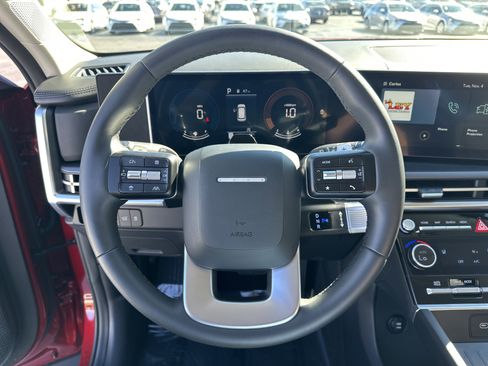 Used 2025 Hyundai Santa Fe SEL image 18