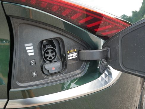 Certified 2023 Kia EV6 GT-Line AWD/4WD image 35