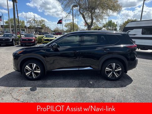 Certified 2023 Nissan Rogue SL w/ SL Premium Package image 9