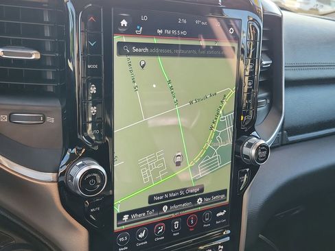 Used 2020 RAM 1500 Laramie image 9