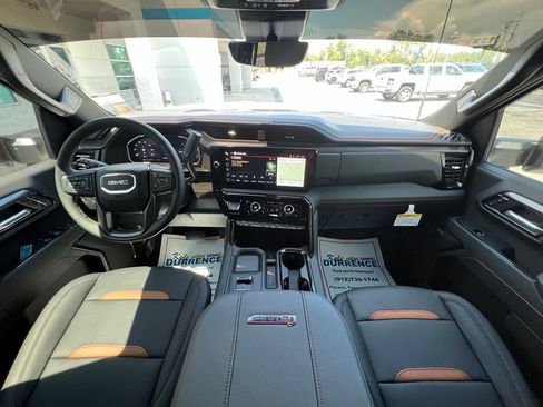 New 2026 GMC Sierra 2500 AT4 w/ AT4 Premium Plus Package AWD/4WD image 2