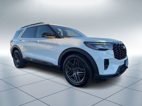 New 2026 Ford Explorer ST w/ Sun And Sound Package image 2