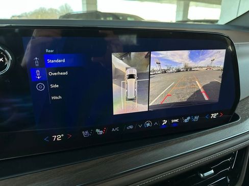 New 2026 Chevrolet Suburban High Country image 26