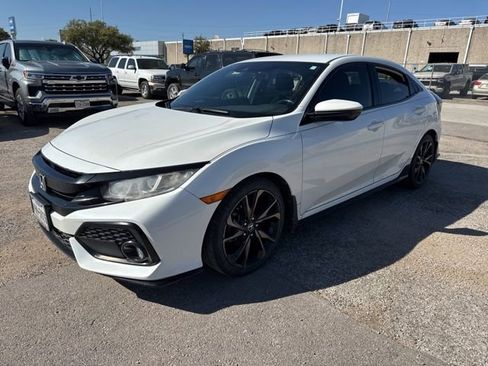 Used 2019 Honda Civic Sport image 2