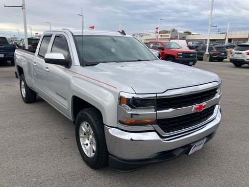 Used 2019 Chevrolet Silverado 1500 LT image 1