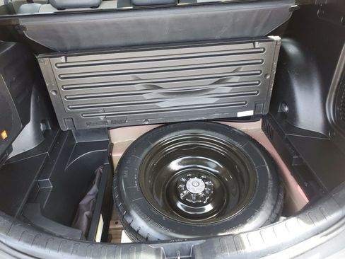 Used 2015 Toyota RAV4 Limited w/ Technology Package FWD image 59