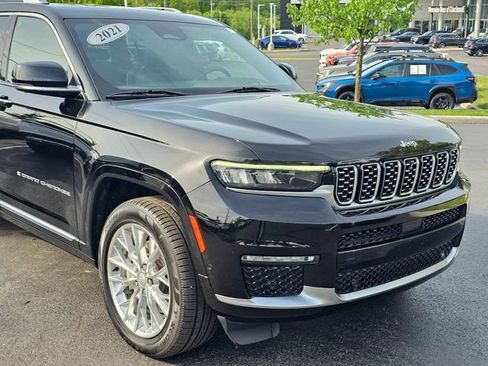 Used 2021 Jeep Grand Cherokee L Summit w/ Advanced Protech Group IV AWD/4WD image 2